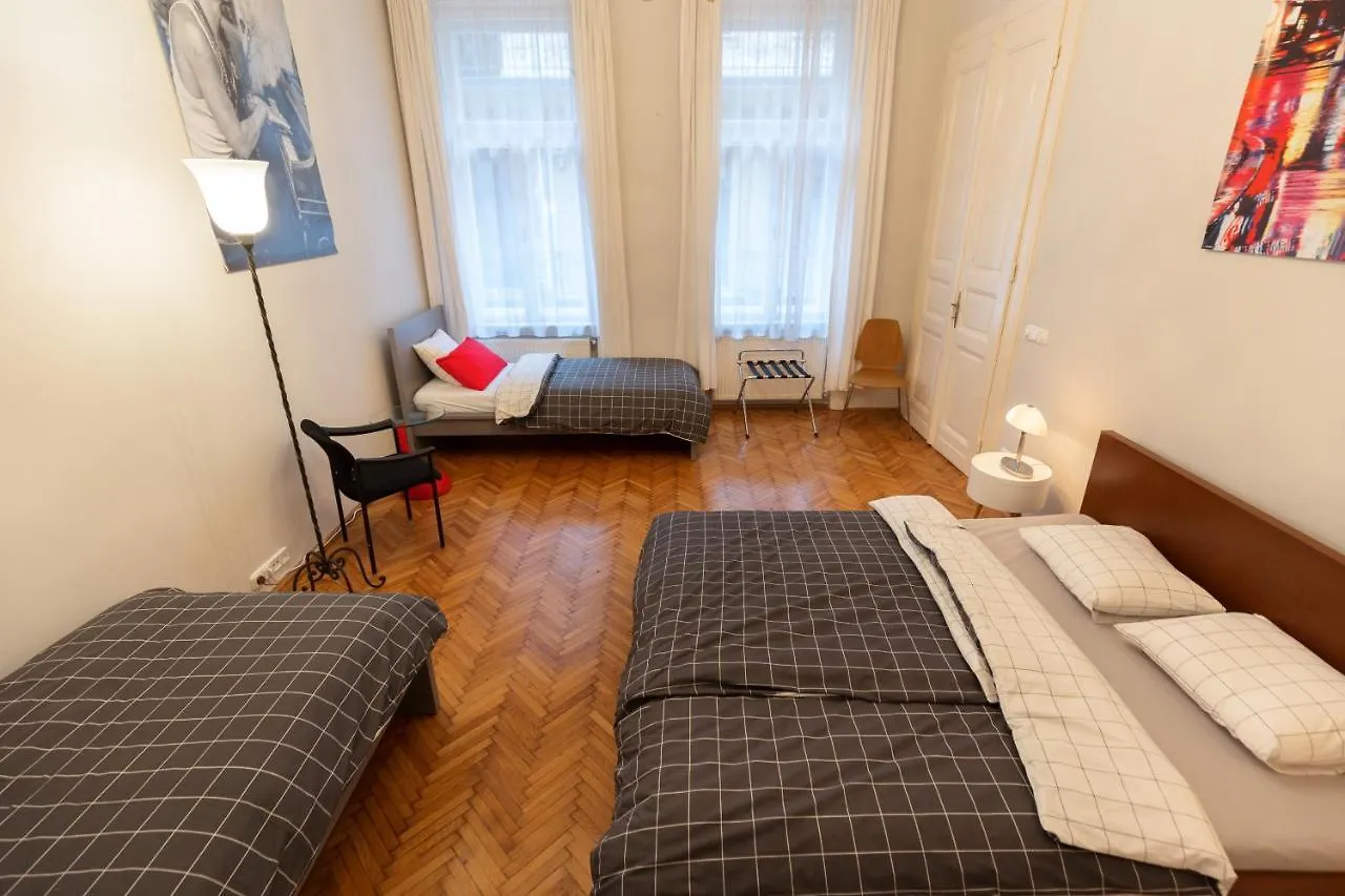 Welcome To My Home Budapest Lägenhet